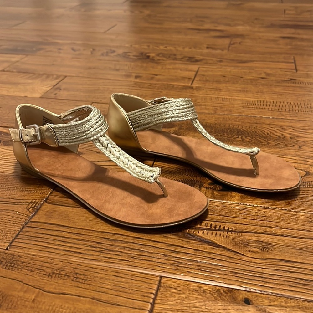 Mix No6 Gold-Colored Sandals